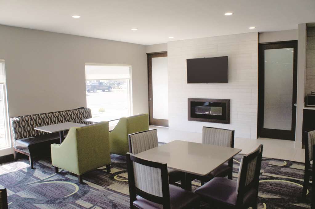 La Quinta Inn And Suites By Wyndham Elkhart Restoran fotoğraf