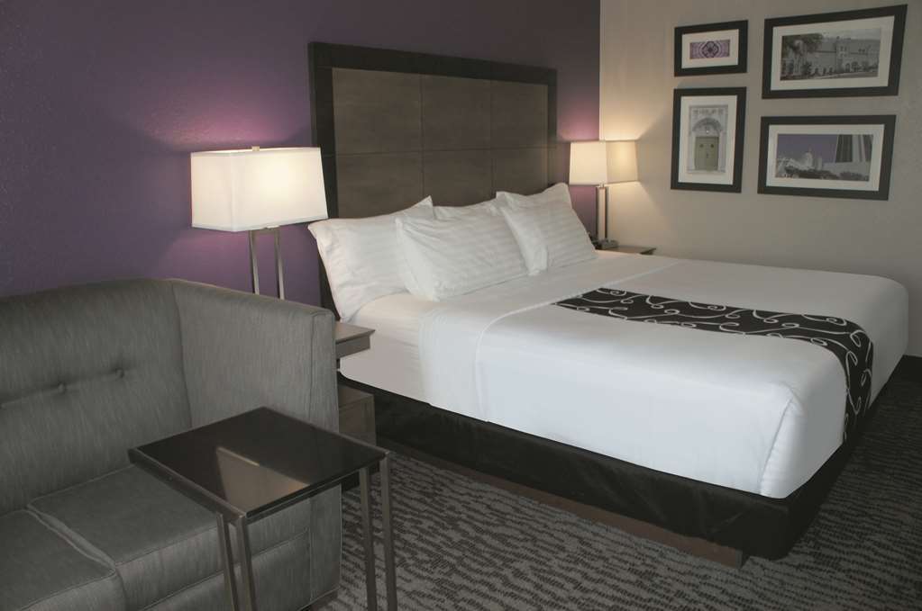 La Quinta Inn And Suites By Wyndham Elkhart Oda fotoğraf